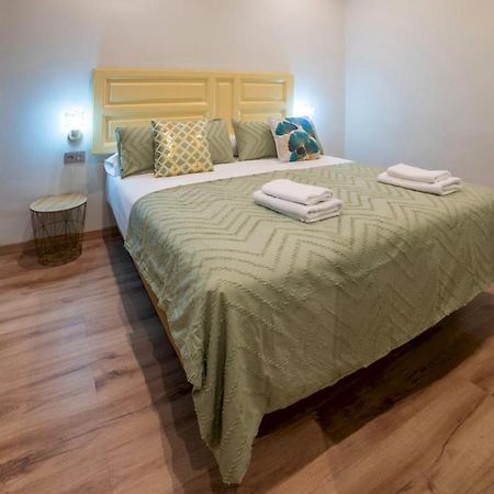 2 Bedrooms 1.5 Bathrooms Furnished - Justicia - Refurbished - Mintystay Madrid Esterno foto