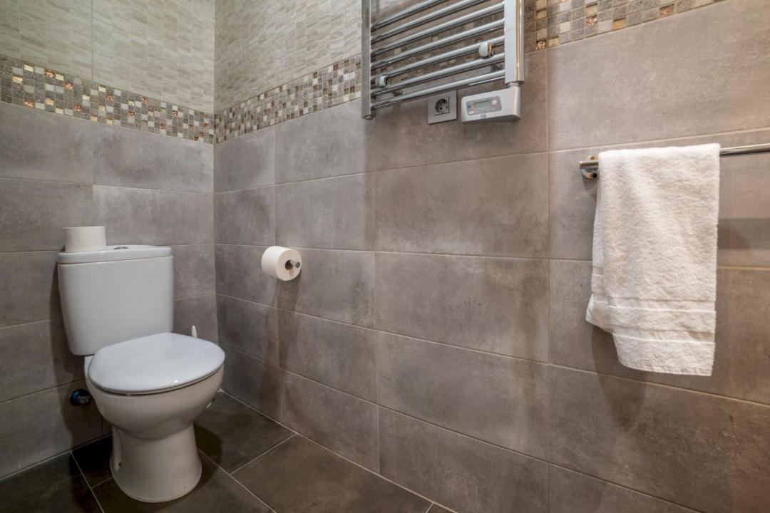 2 Bedrooms 1.5 Bathrooms Furnished - Justicia - Refurbished - Mintystay Madrid Esterno foto