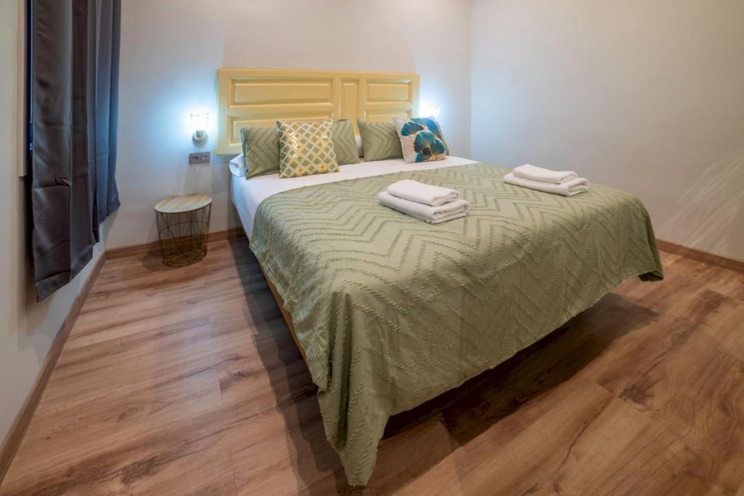 2 Bedrooms 1.5 Bathrooms Furnished - Justicia - Refurbished - Mintystay Madrid Esterno foto